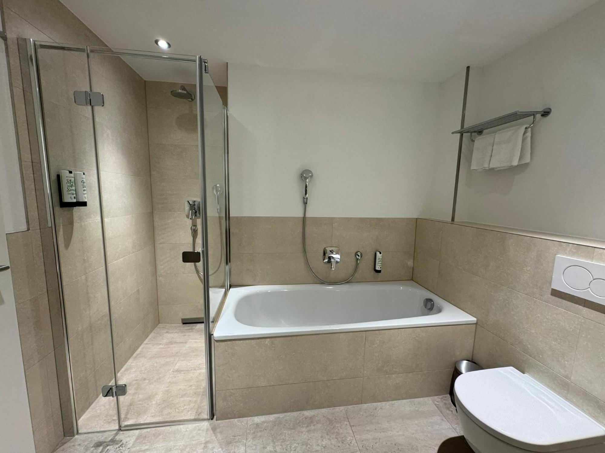 Fontane Hotel Schorfheide Ngoại thất bức ảnh