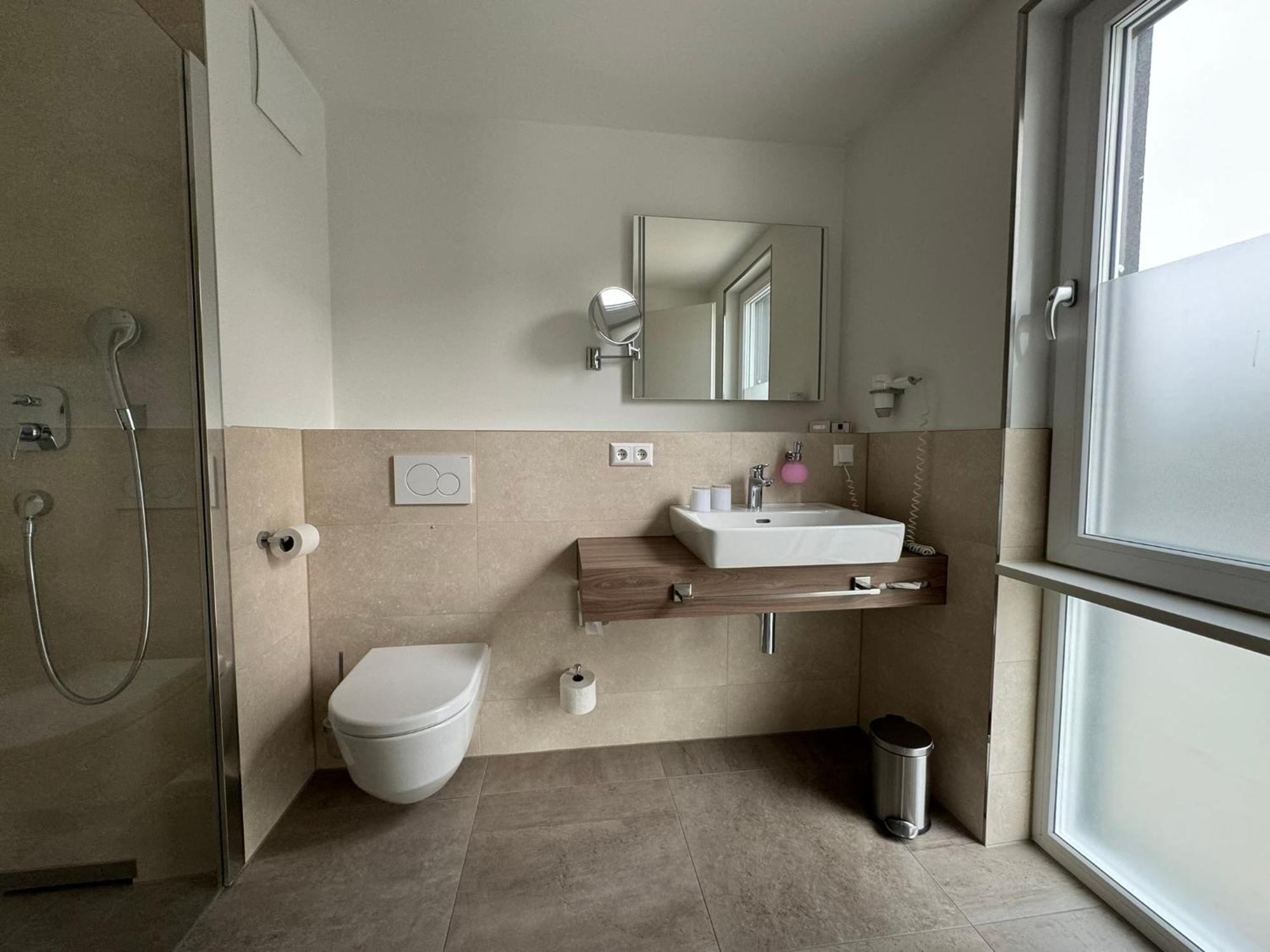 Fontane Hotel Schorfheide Ngoại thất bức ảnh